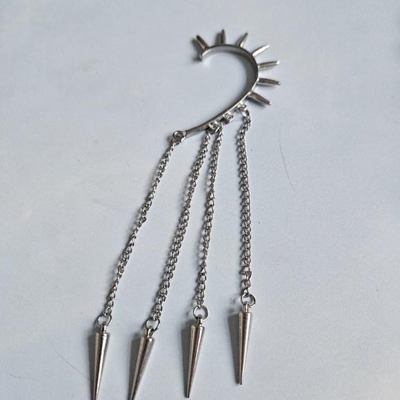 Silver Spike Chain Ear Cuff Fangling Spike Ear Cuff Punk Ear Cuff Steam Punk - Picture 5 of 6